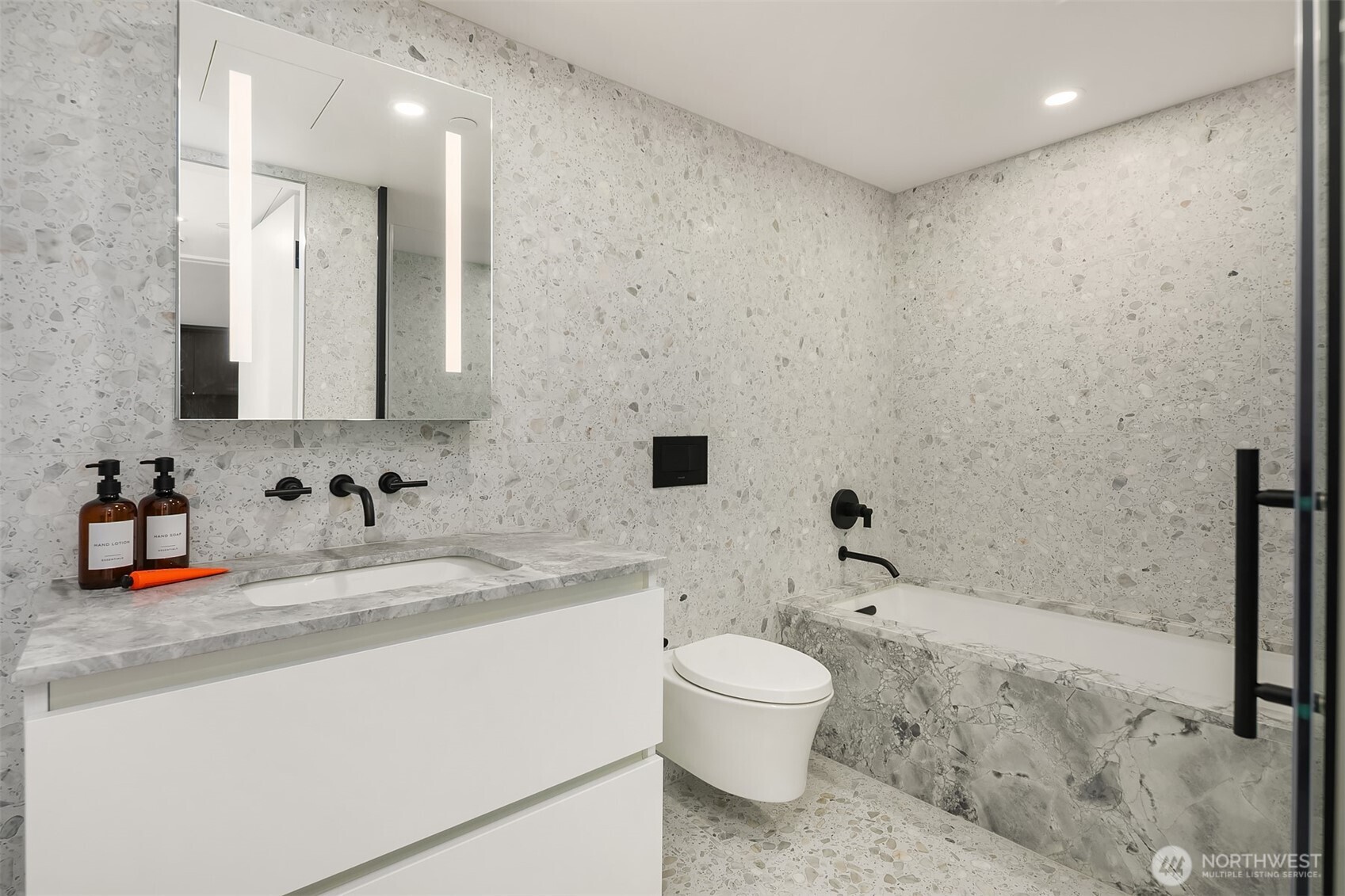 300 Virginia Street #1311, Seattle, WA 98101