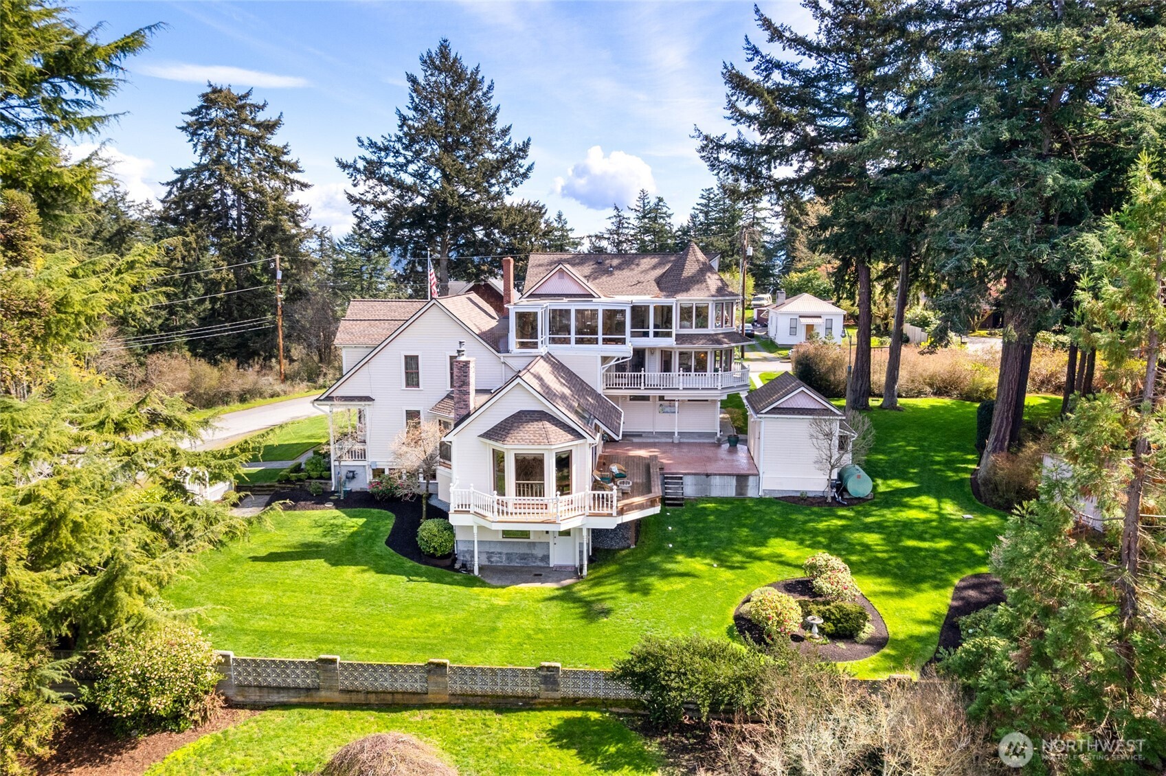 303 7th Street , Anacortes, WA 98221