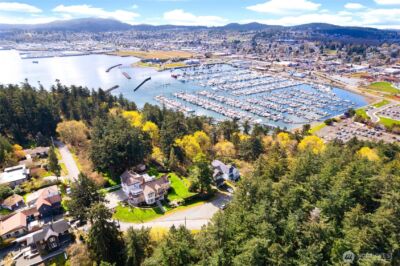 303 7th Street , Anacortes, WA 98221 - Photo 38