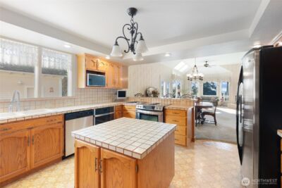 303 7th Street , Anacortes, WA 98221 - Photo 6