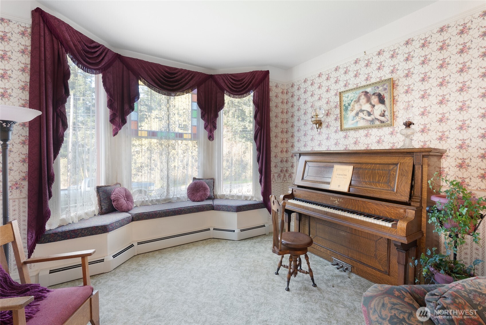 303 7th Street , Anacortes, WA 98221