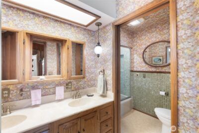 303 7th Street , Anacortes, WA 98221 - Photo 10
