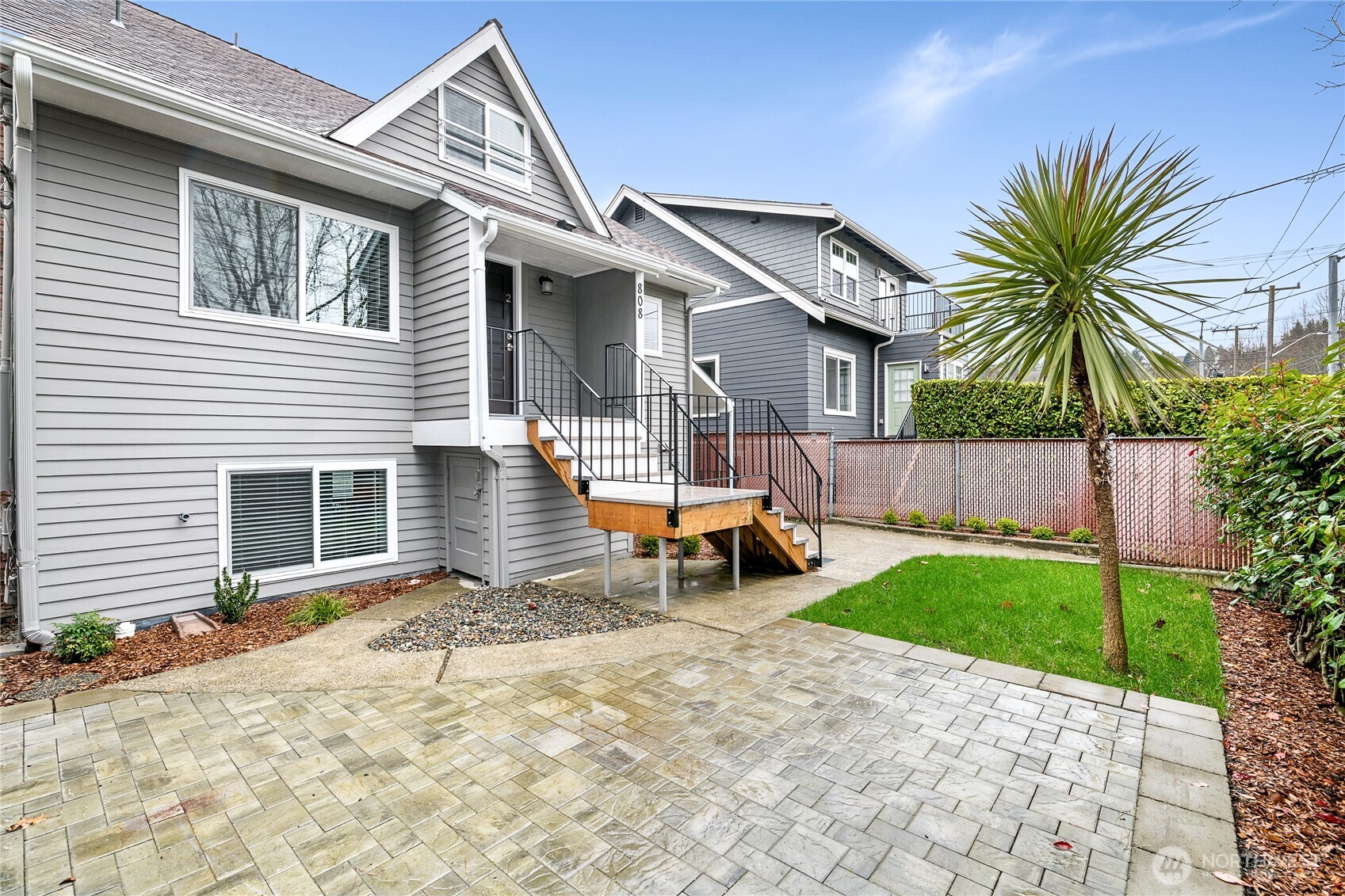 808 NW Market Street , Seattle, WA 98107