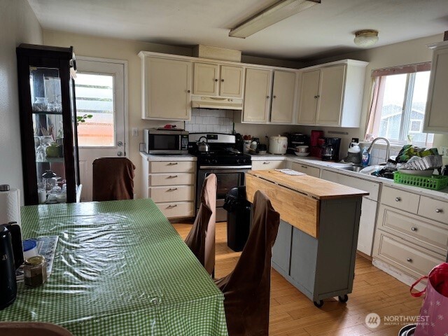 5338 Shields Road , Ferndale, WA 98248