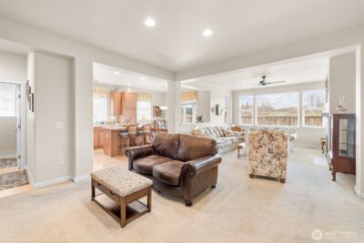 173 W Lobelia Dr , Sequim, WA 98382 - Photo 4