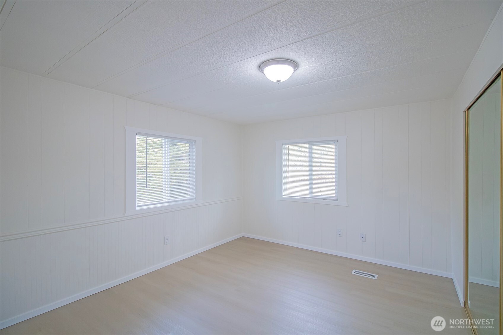 6201 203rd Avenue SW #14, Centralia, WA 98531