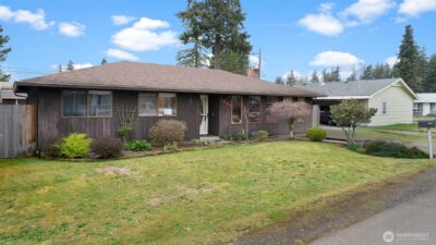 1627 Monroe Street , Shelton, WA 98584 - Photo 2