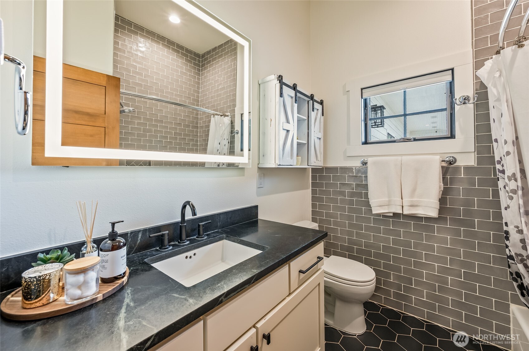 20272 RD 11 NW , Quincy, WA 98848
