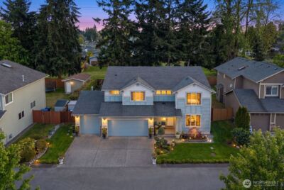1003 Shelton Ave NE , Renton, WA 98056 - Photo 2