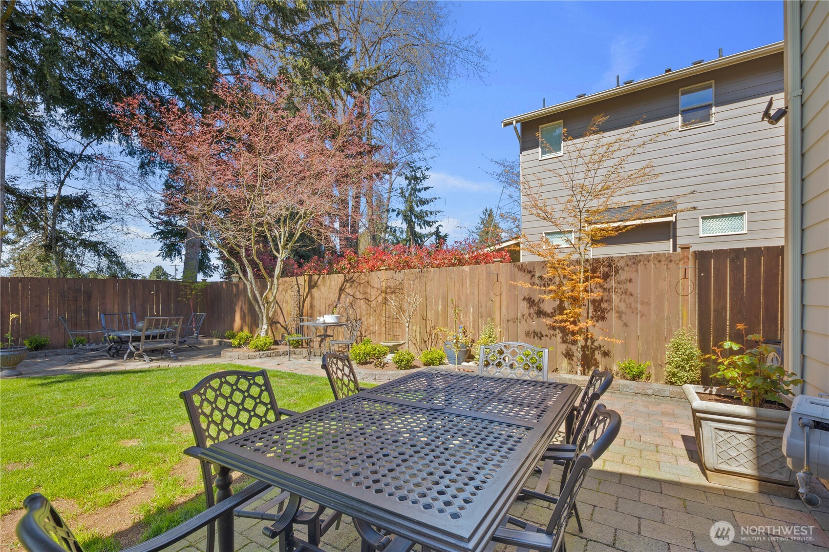 1003 Shelton Ave NE , Renton, WA 98056