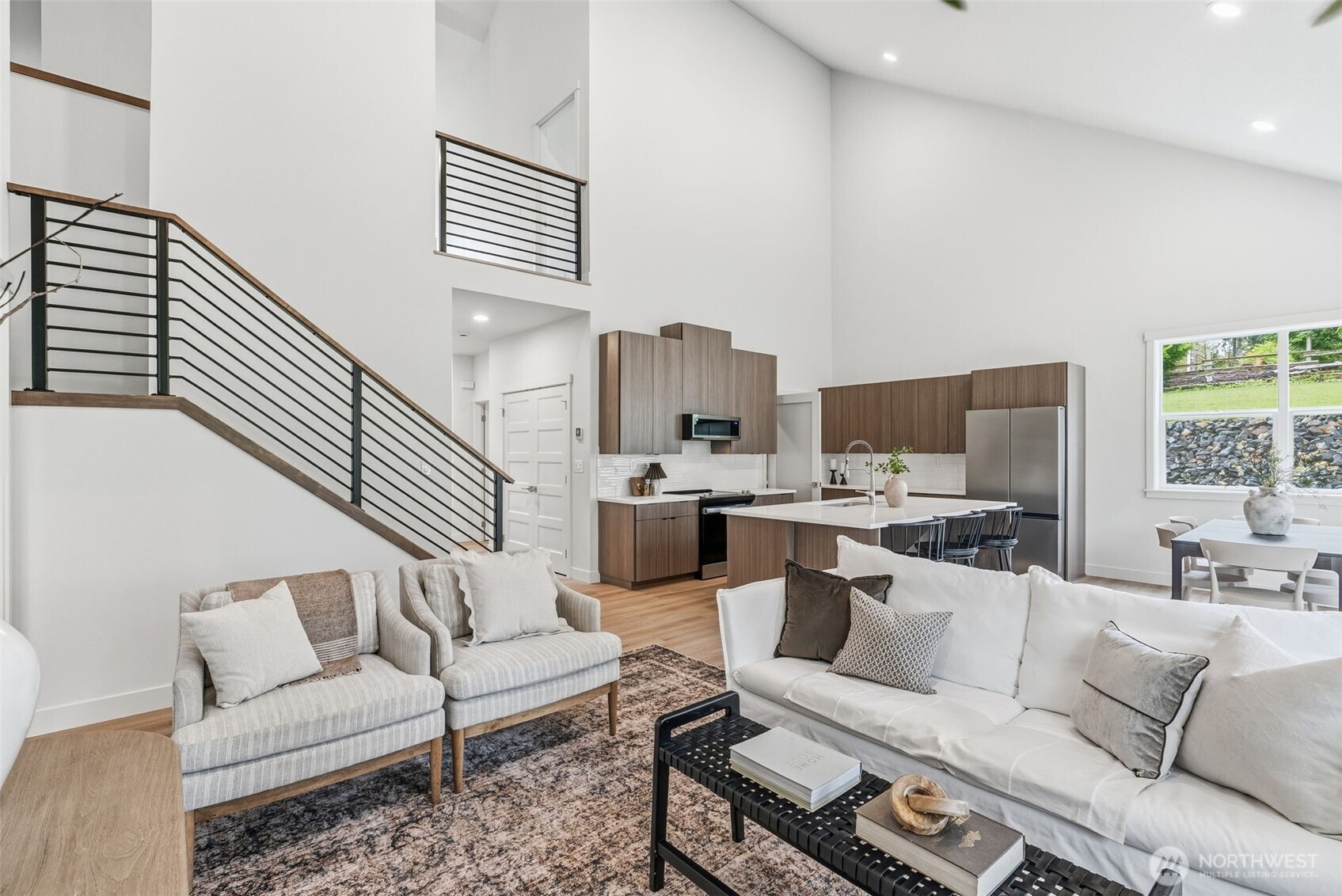 117 Red Hawk Drive , Castle Rock, WA 98611