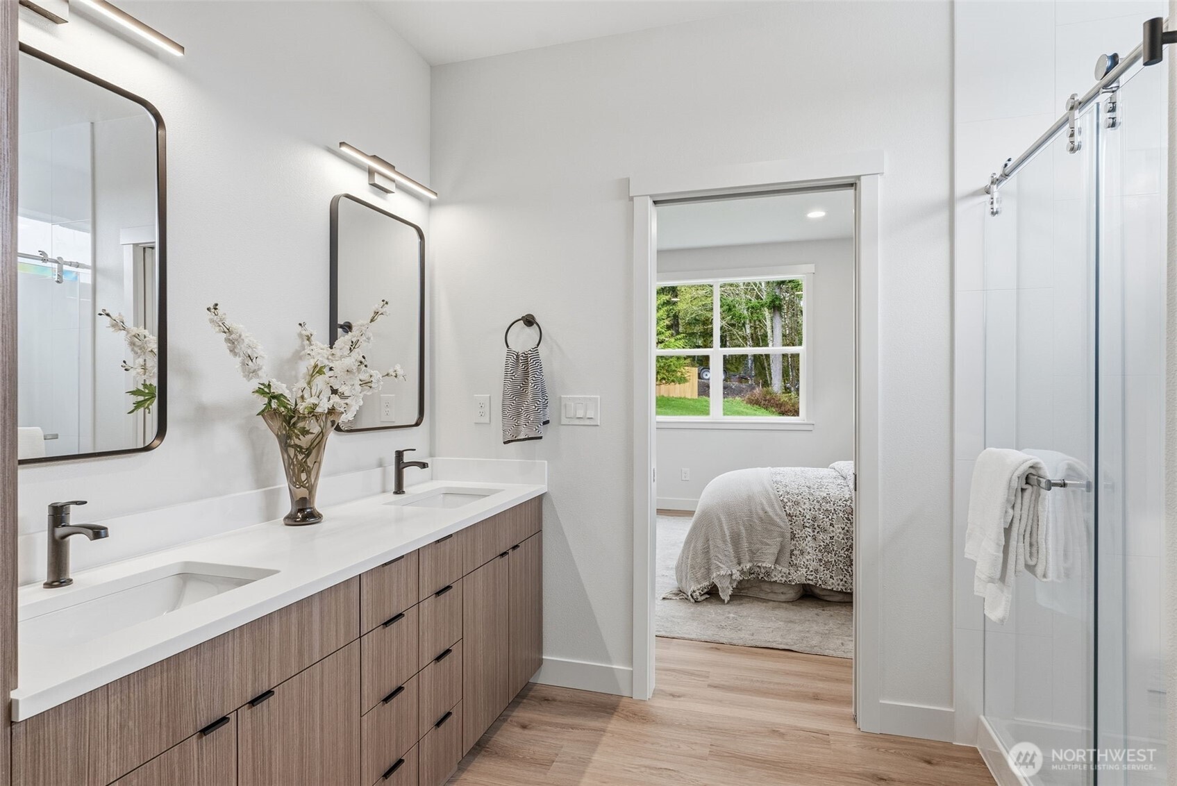 117 Red Hawk Drive , Castle Rock, WA 98611