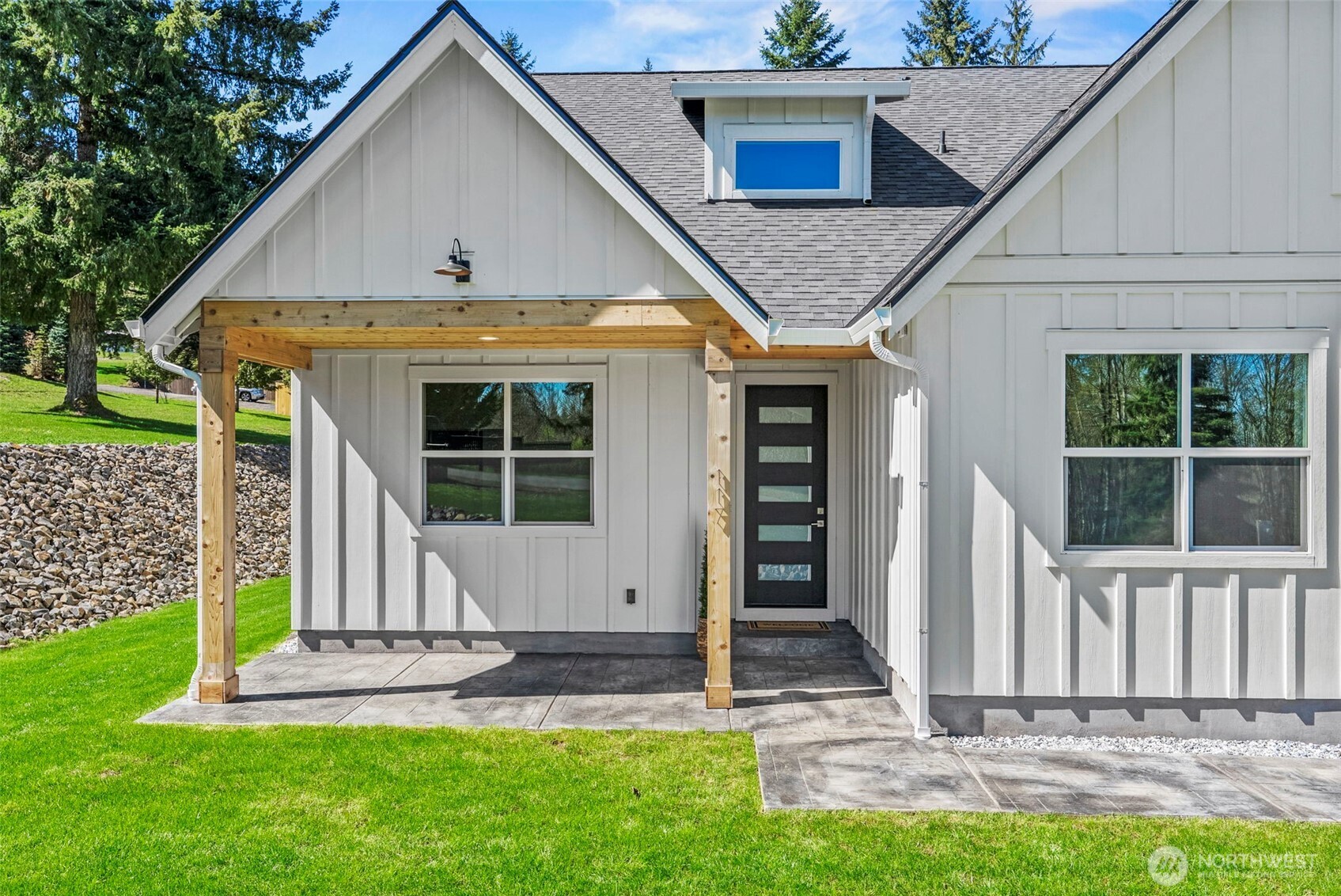 117 Red Hawk Drive , Castle Rock, WA 98611