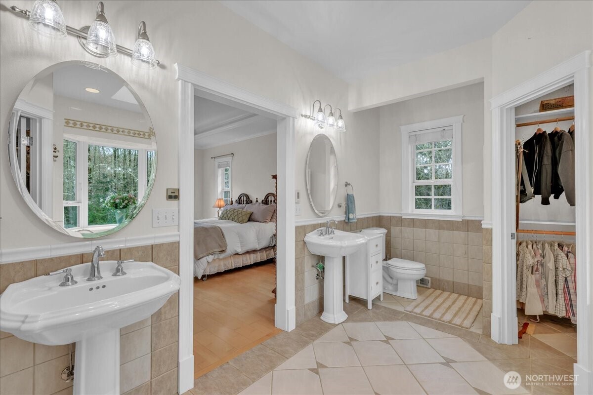 6215 63rd Avenue NE, Olympia, WA 98516