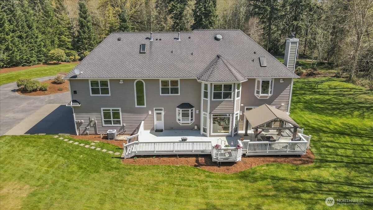 6215 63rd Avenue NE, Olympia, WA 98516