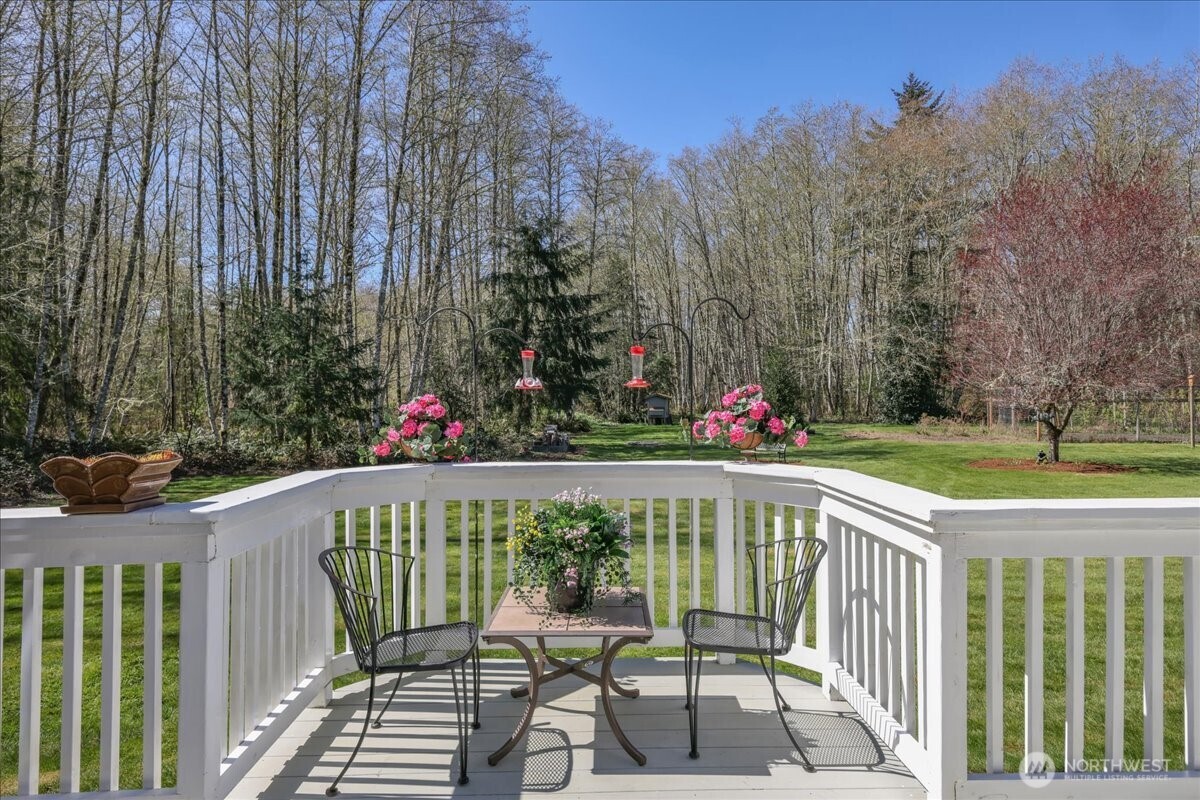 6215 63rd Avenue NE, Olympia, WA 98516