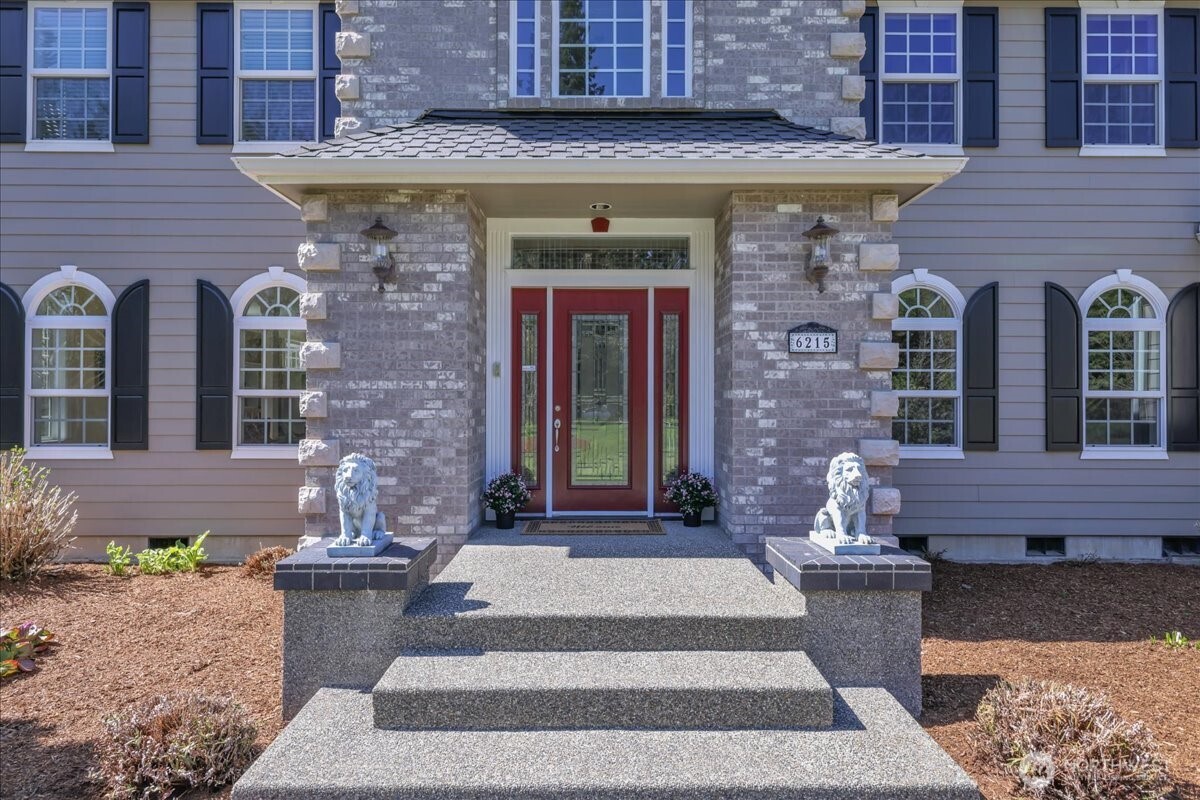 6215 63rd Avenue NE, Olympia, WA 98516