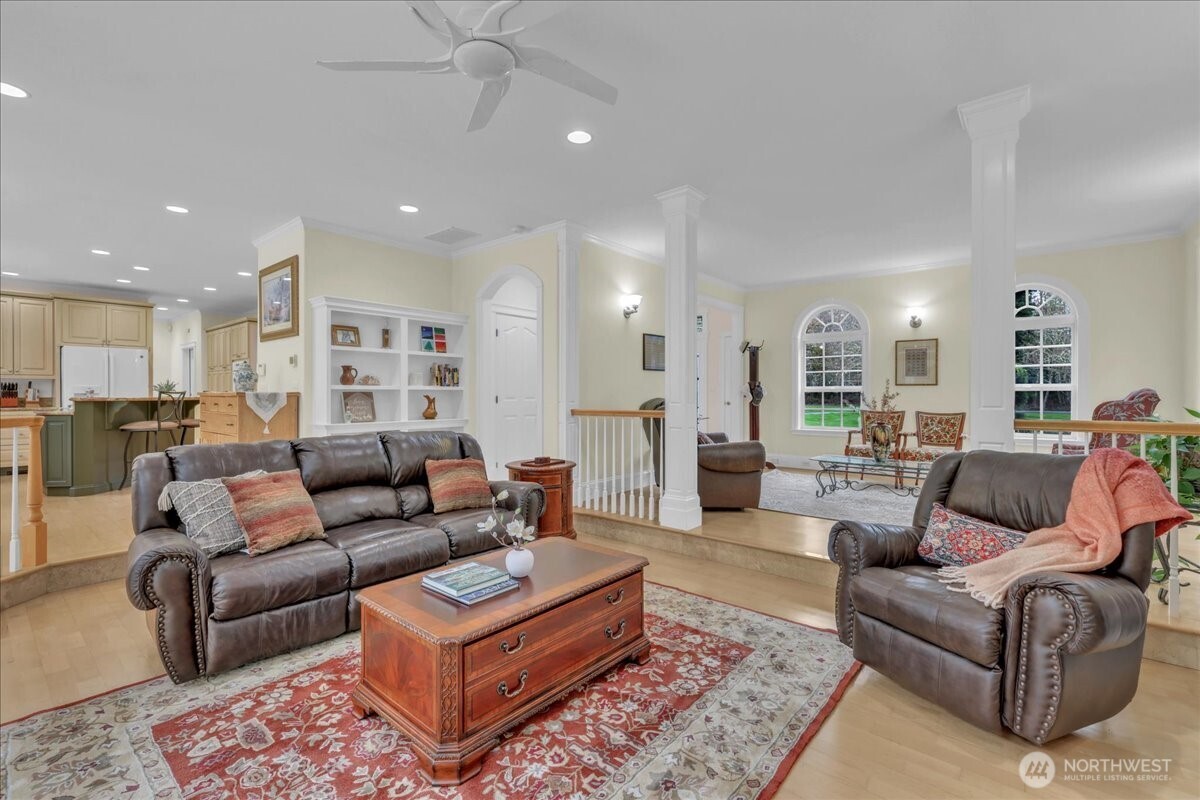 6215 63rd Avenue NE, Olympia, WA 98516