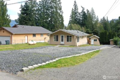 580 Summit Place , Sedro Woolley, WA 98284