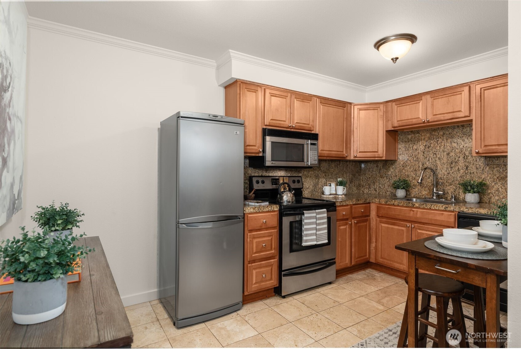 3626 14th Avenue W #203, Seattle, WA 98119