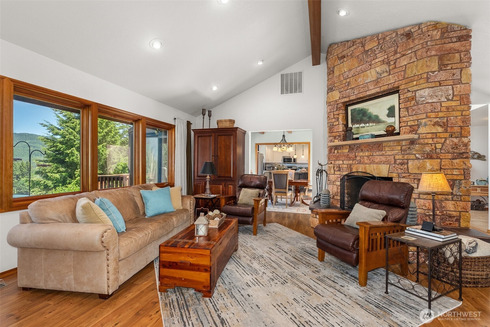 557 71 Mossyrock Avenue , Mossyrock, WA 98564