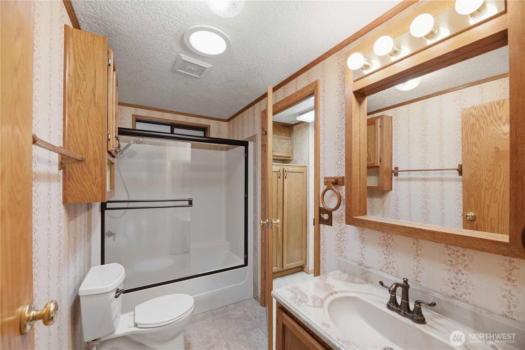 1402 22nd Street NE #501, Auburn, WA 98003