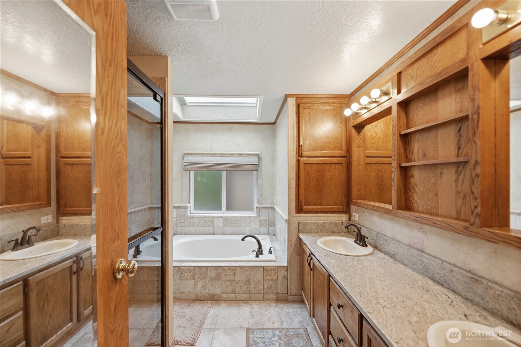 1402 22nd Street NE #501, Auburn, WA 98003