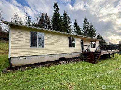 2037 Delameter Road , Castle Rock, WA 98611