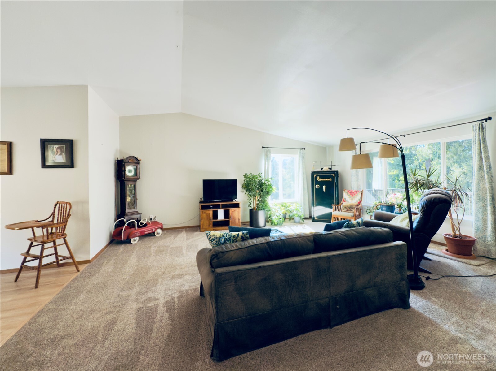 2037 Delameter Road , Castle Rock, WA 98611