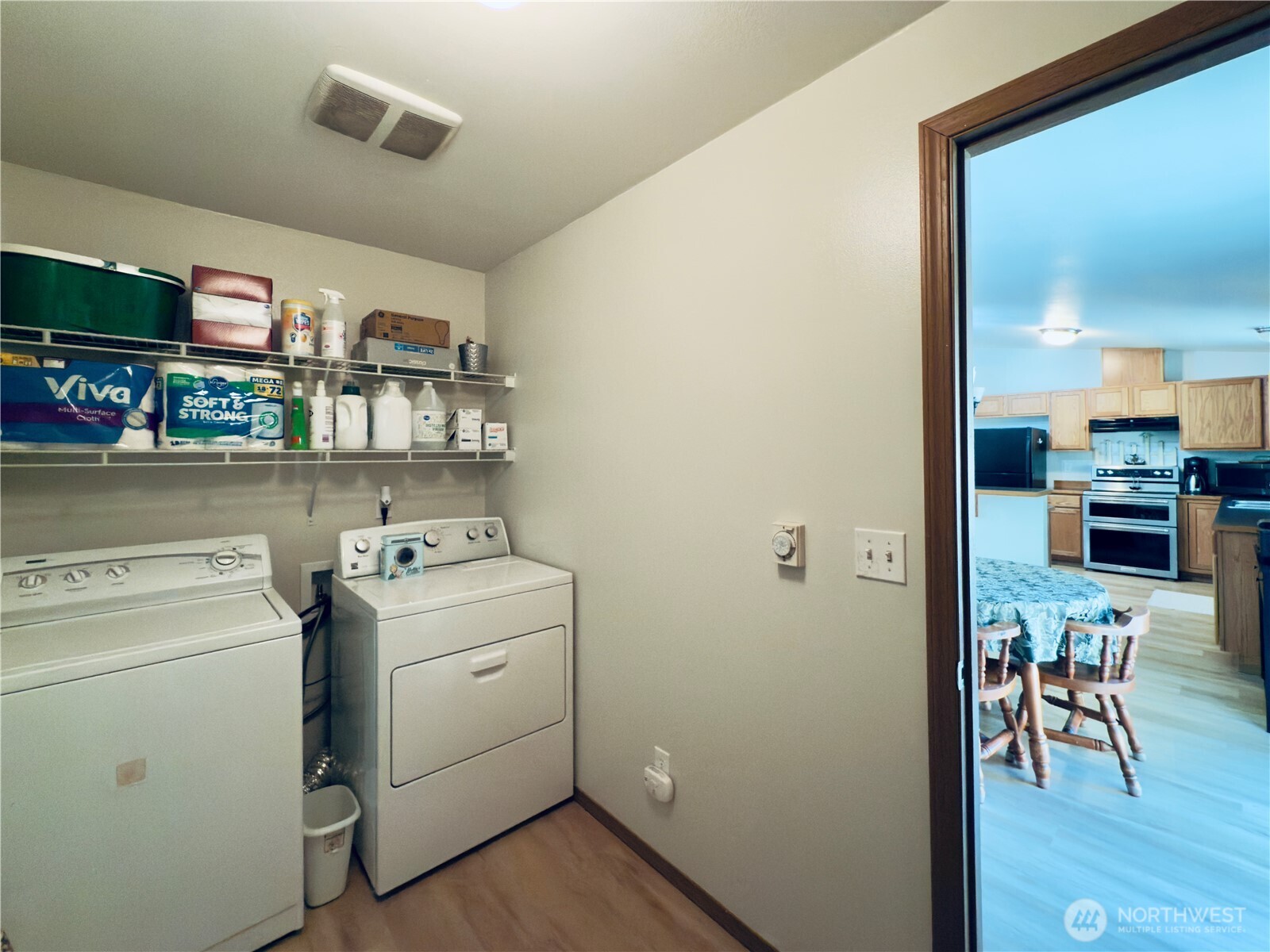 2037 Delameter Road , Castle Rock, WA 98611