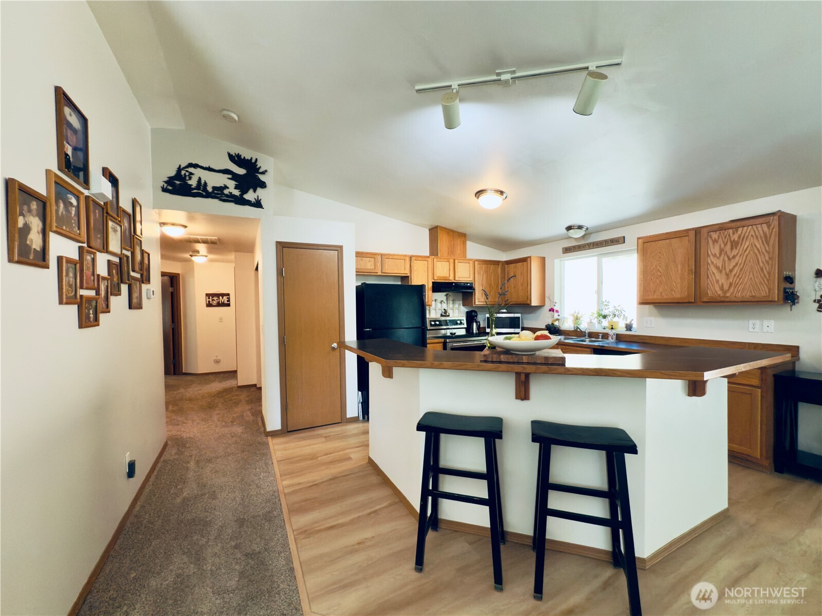 2037 Delameter Road , Castle Rock, WA 98611