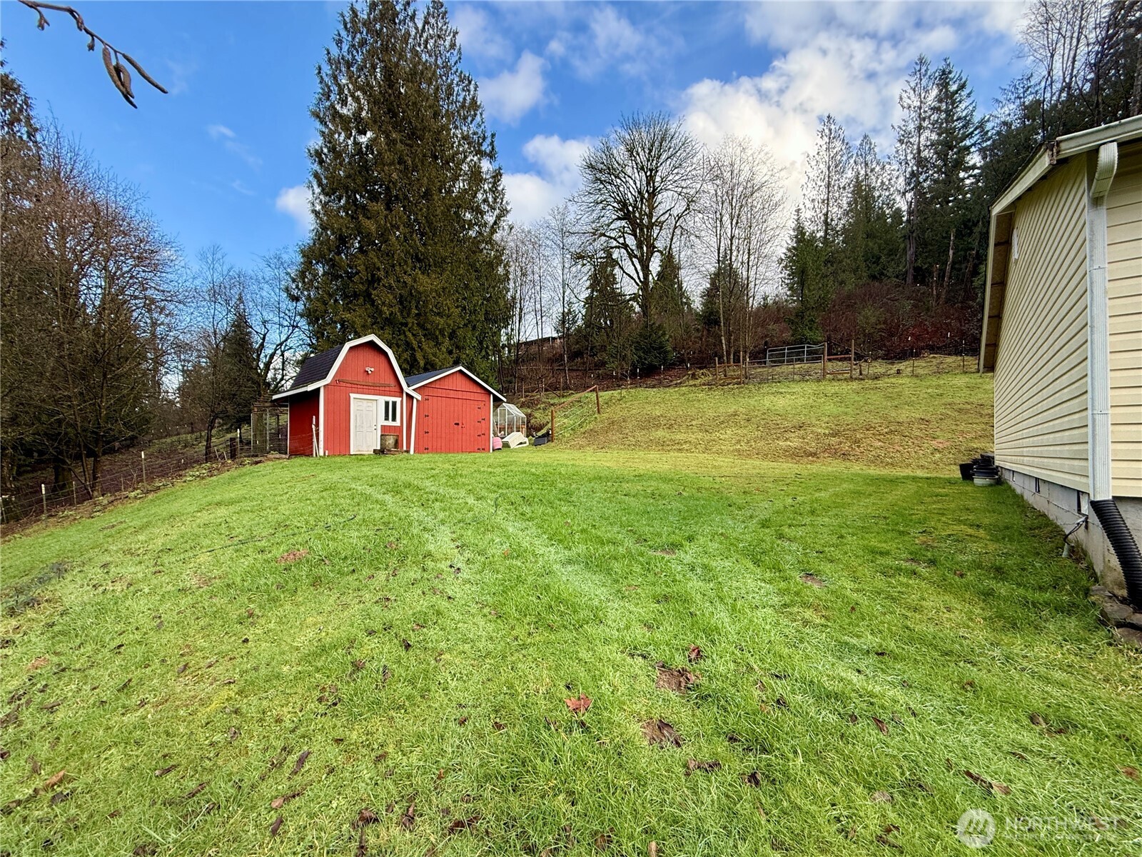 2037 Delameter Road , Castle Rock, WA 98611