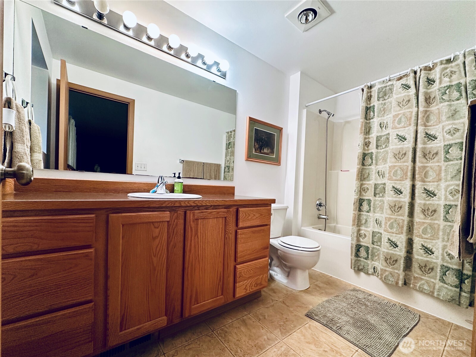 2037 Delameter Road , Castle Rock, WA 98611