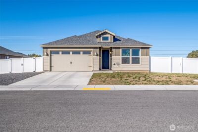 1019 Hilltop Ave NE , Quincy, WA 98848