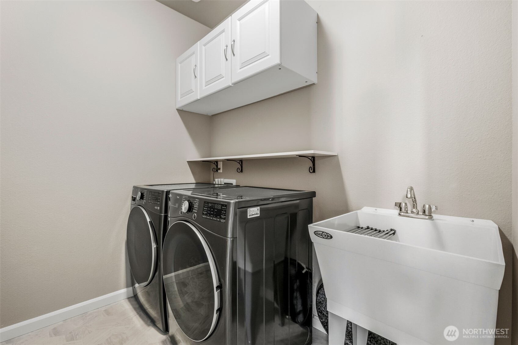 1019 Hilltop Ave NE , Quincy, WA 98848