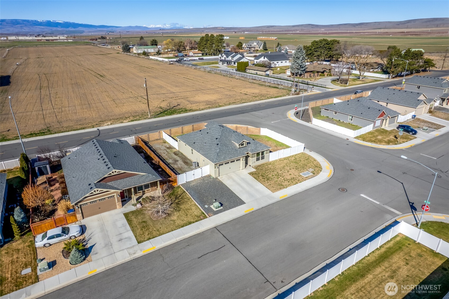1019 Hilltop Ave NE , Quincy, WA 98848