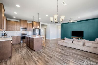 1019 Hilltop Ave NE , Quincy, WA 98848 - Photo 8