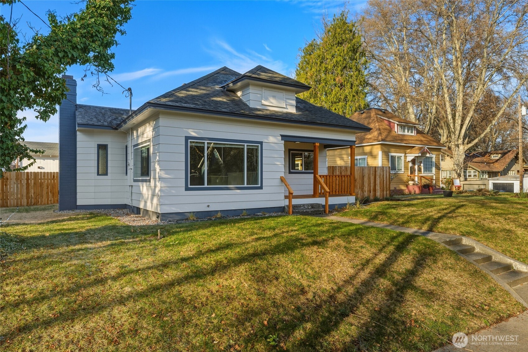 564 S 1st Street , Walla Walla, WA 99362