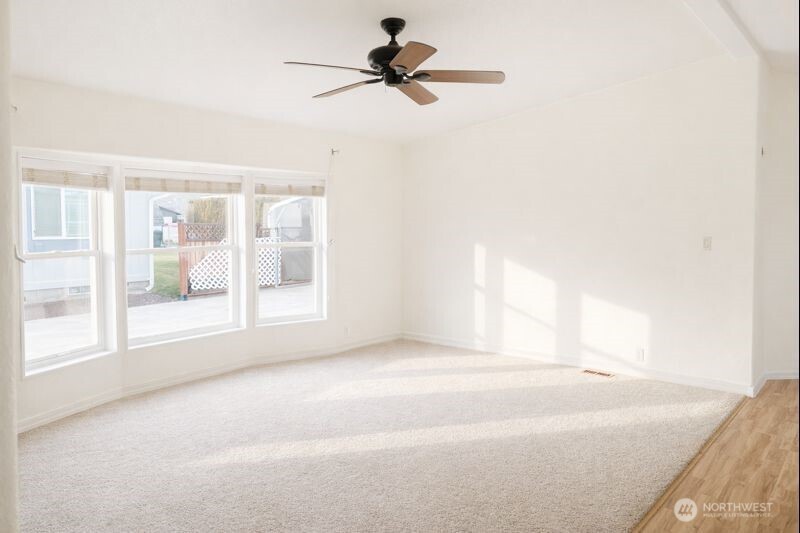 309 5th Avenue SE, Ephrata, WA 98823
