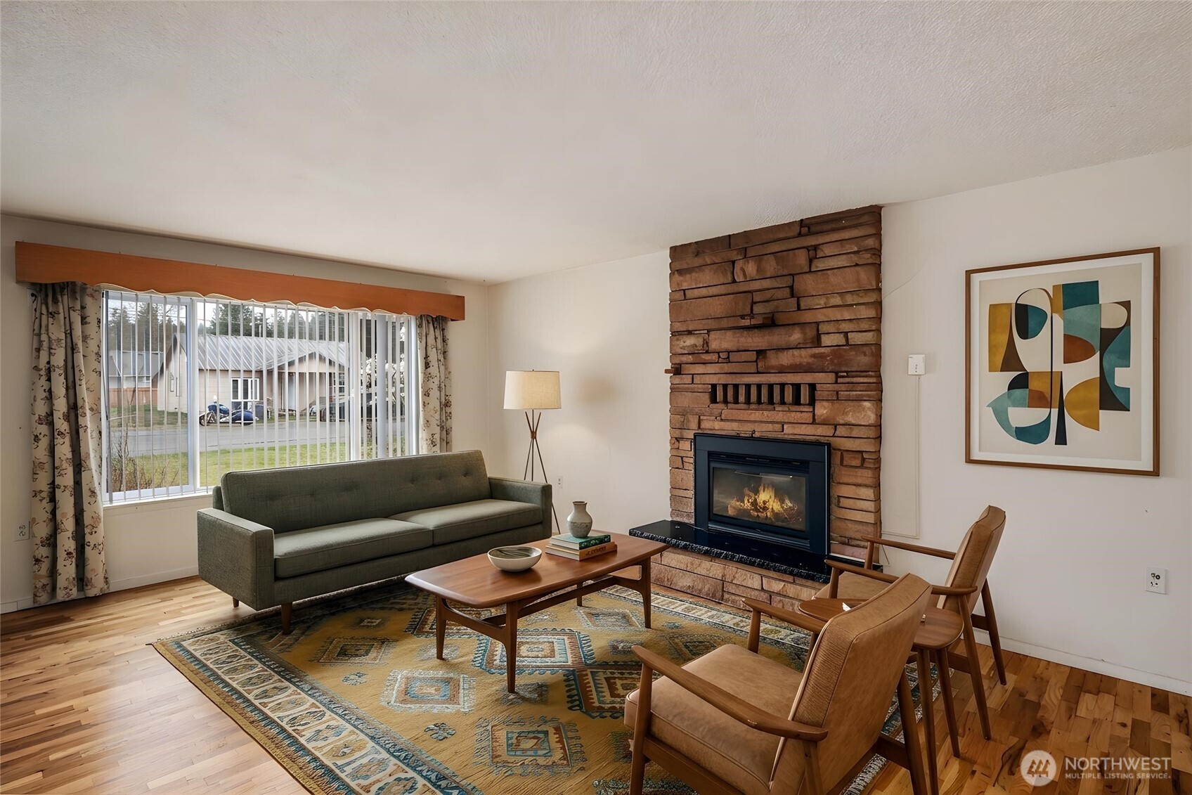 602 Commercial Avenue , Darrington, WA 98241