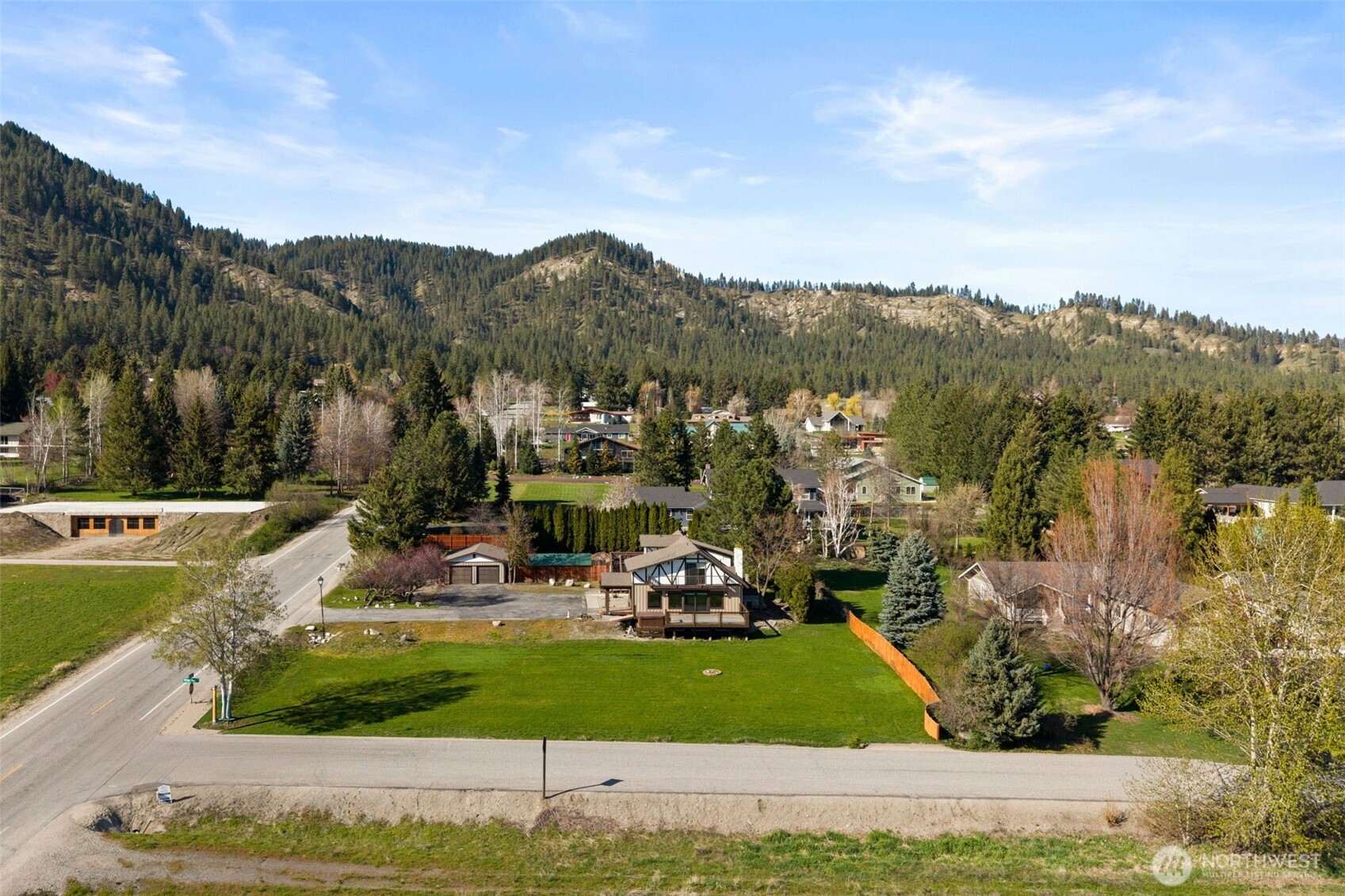 10285 Ski Hill Drive , Leavenworth, WA 98826