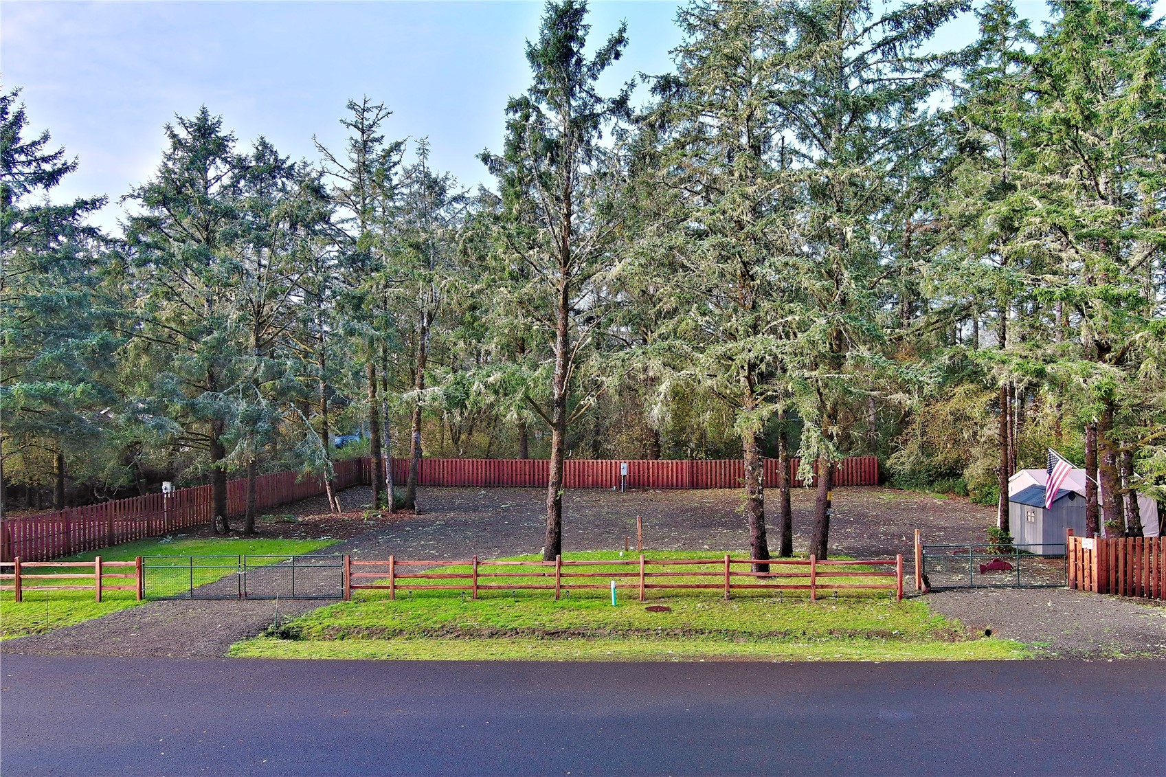 1013 Discovery Avenue SE, Ocean Shores, WA 98569