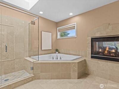 2441 278th Court SE, Sammamish, WA 98075 - Photo 26
