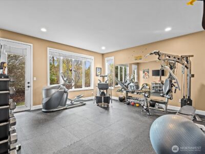 2441 278th Court SE, Sammamish, WA 98075 - Photo 33