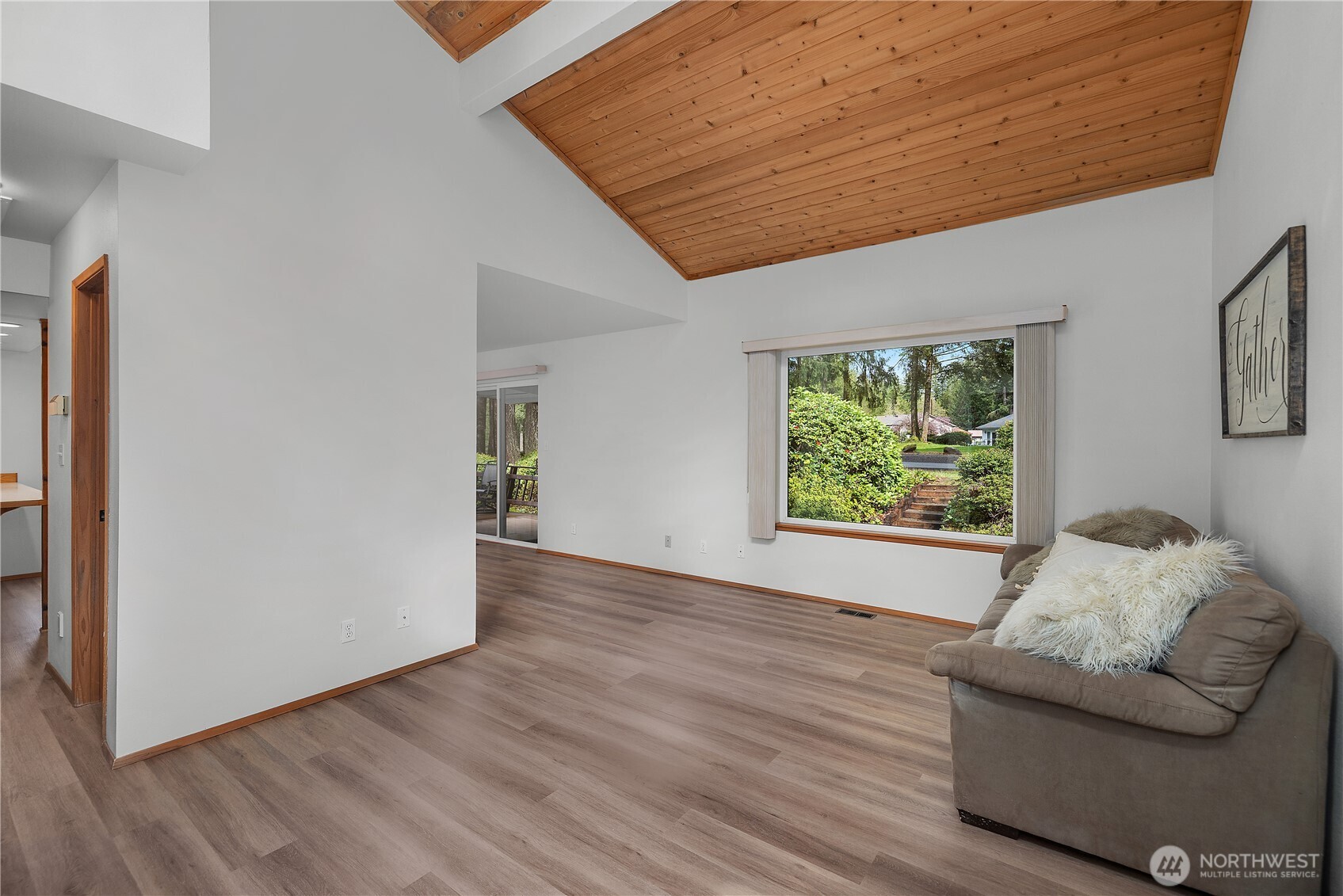 140 E Saint Andrews Drive , Shelton, WA 98584