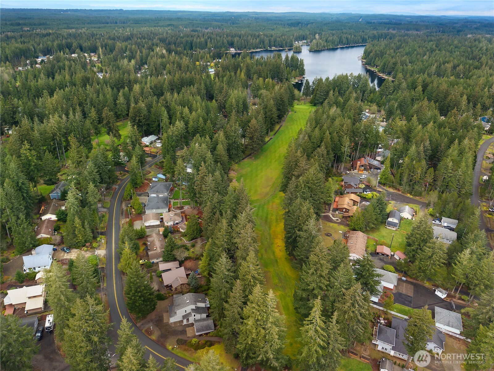 140 E Saint Andrews Drive , Shelton, WA 98584