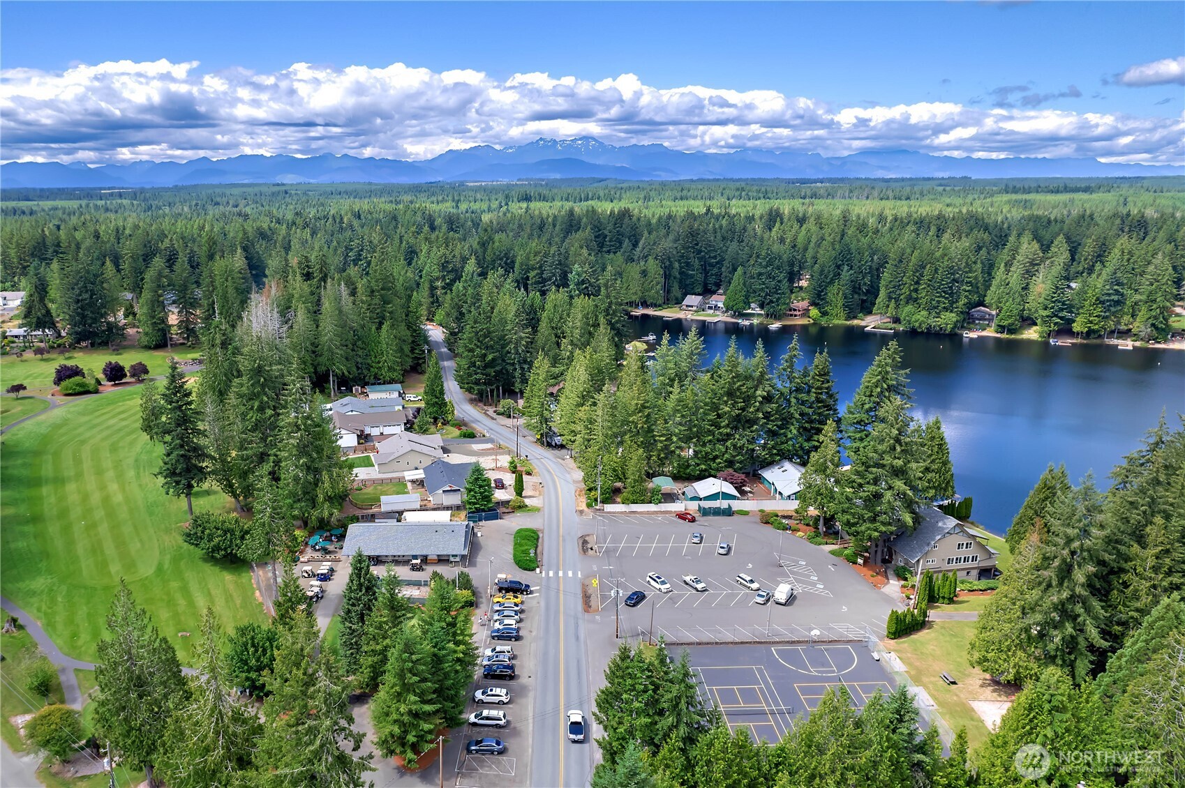 140 E Saint Andrews Drive , Shelton, WA 98584