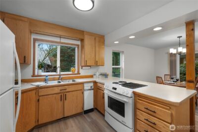 140 E Saint Andrews Drive , Shelton, WA 98584 - Photo 10