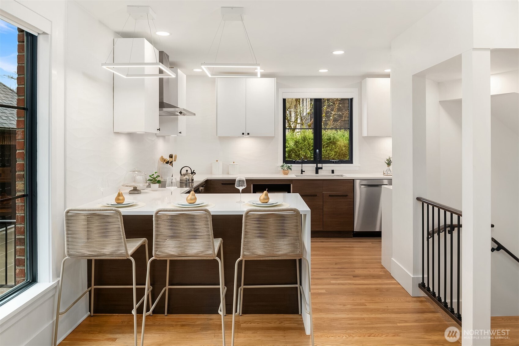 1111 37th Avenue E, Seattle, WA 98112