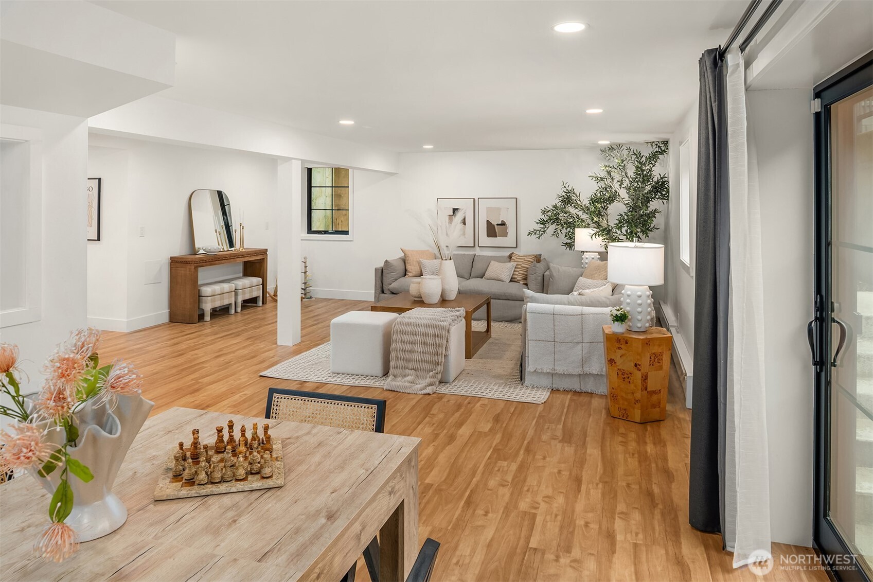 1111 37th Avenue E, Seattle, WA 98112
